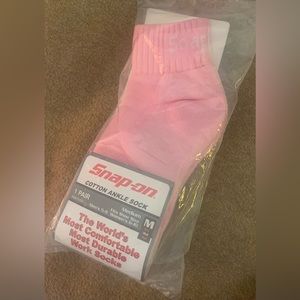 03/31/2024 Given as FREE gift with qualifying purchase.